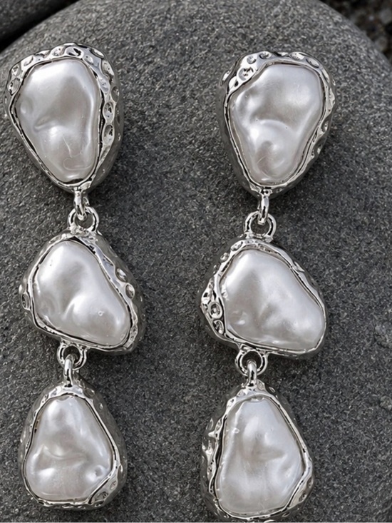 Mayamar Jewelry - Elegant White Pearl Drop  Earrings